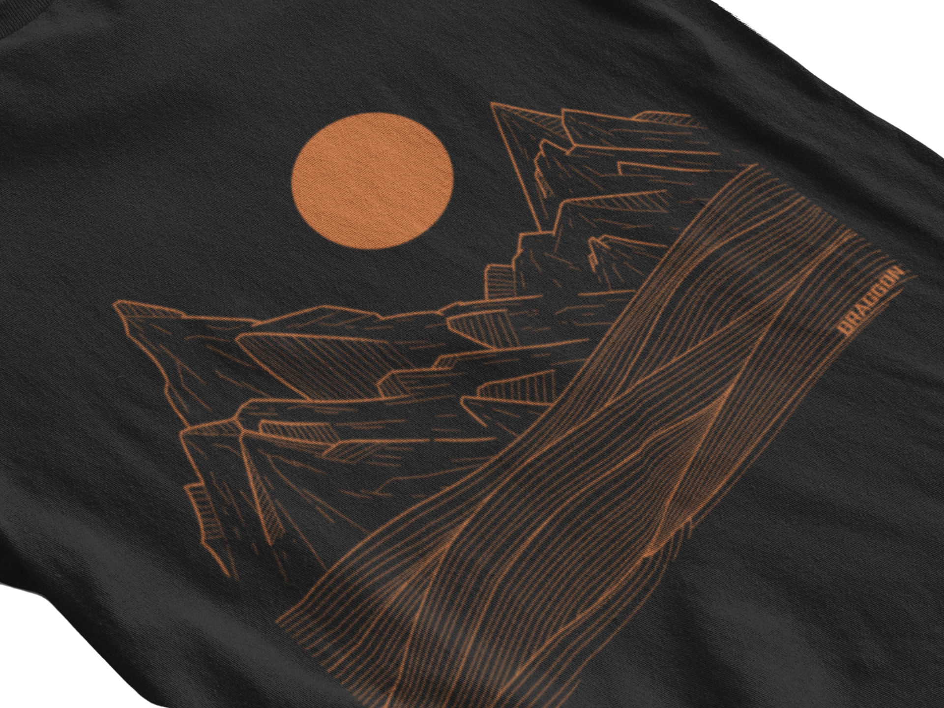 UNISEX GOLDEN MOUNTAINS GRAPHIC SHORT SLEEVE TEE