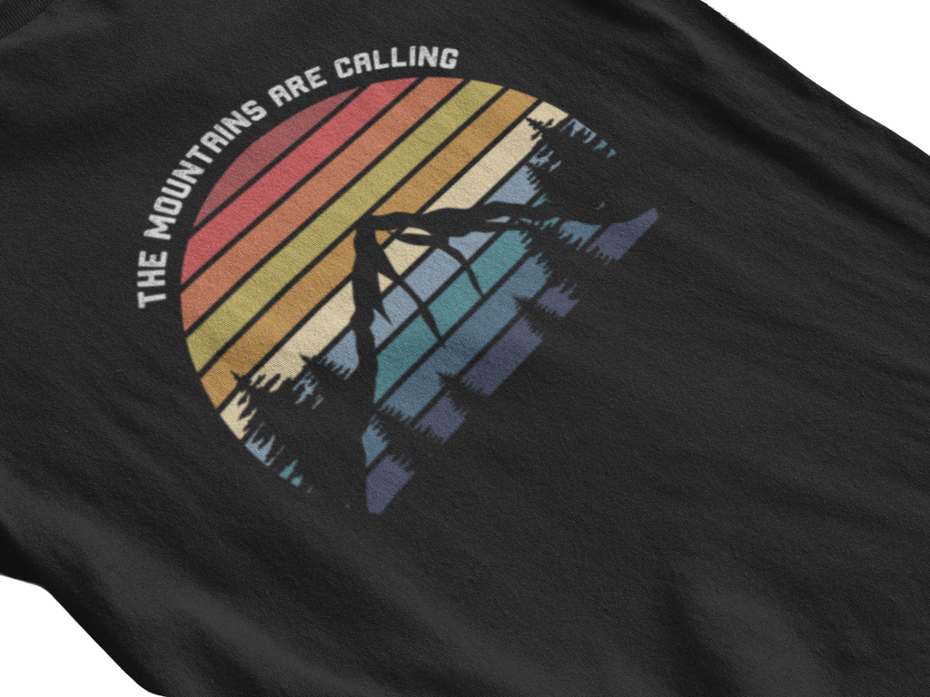 MENS THE MOUNTAINS ARE CALLING, POLYESTER AND COTTON TEE