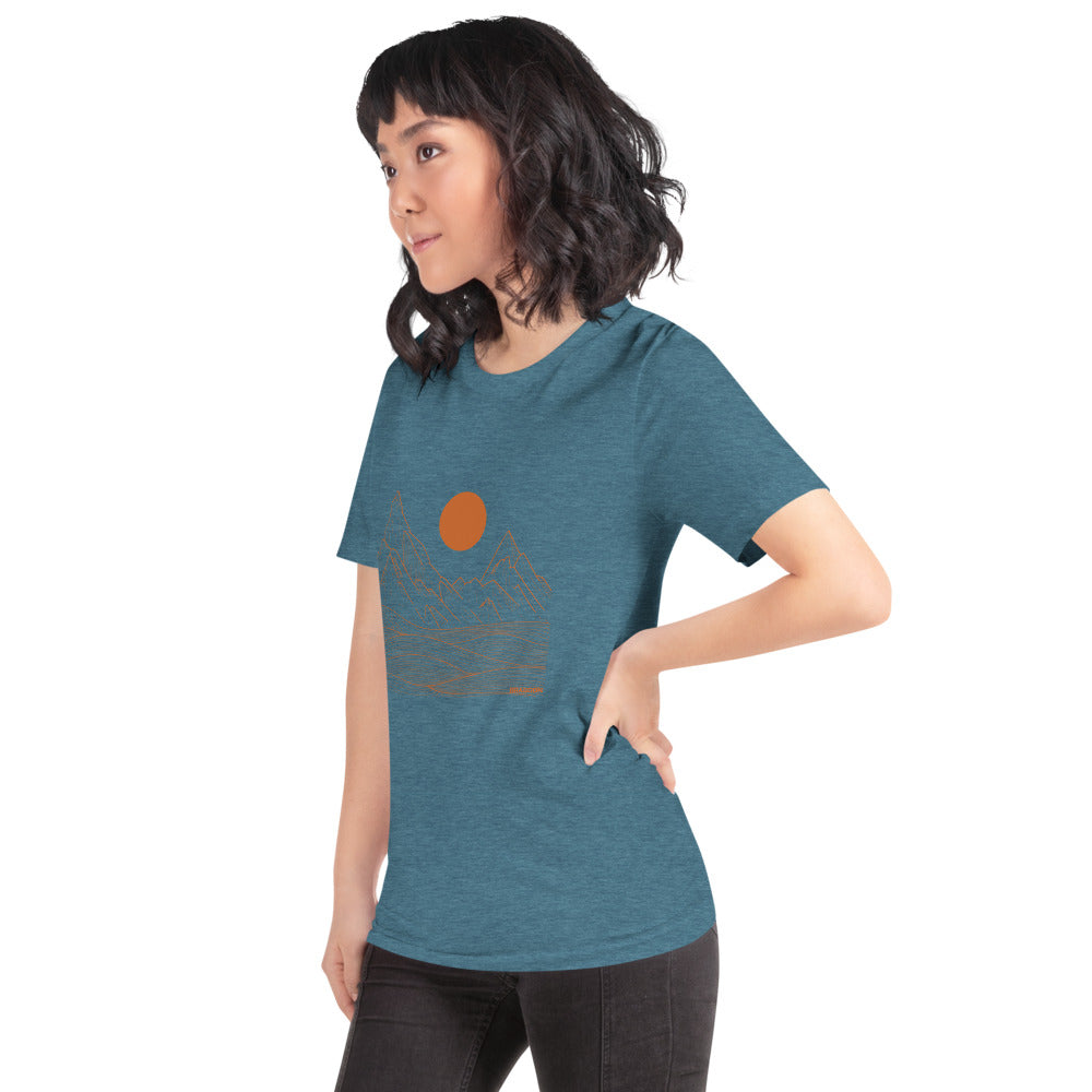 WOMENS GOLDEN MOUNTAINS GRAPHIC TEE