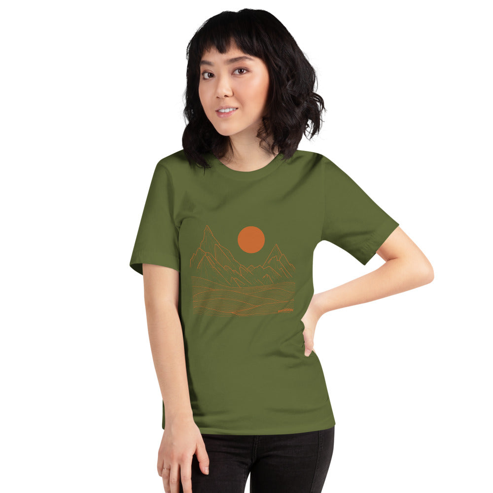 WOMENS GOLDEN MOUNTAINS GRAPHIC TEE