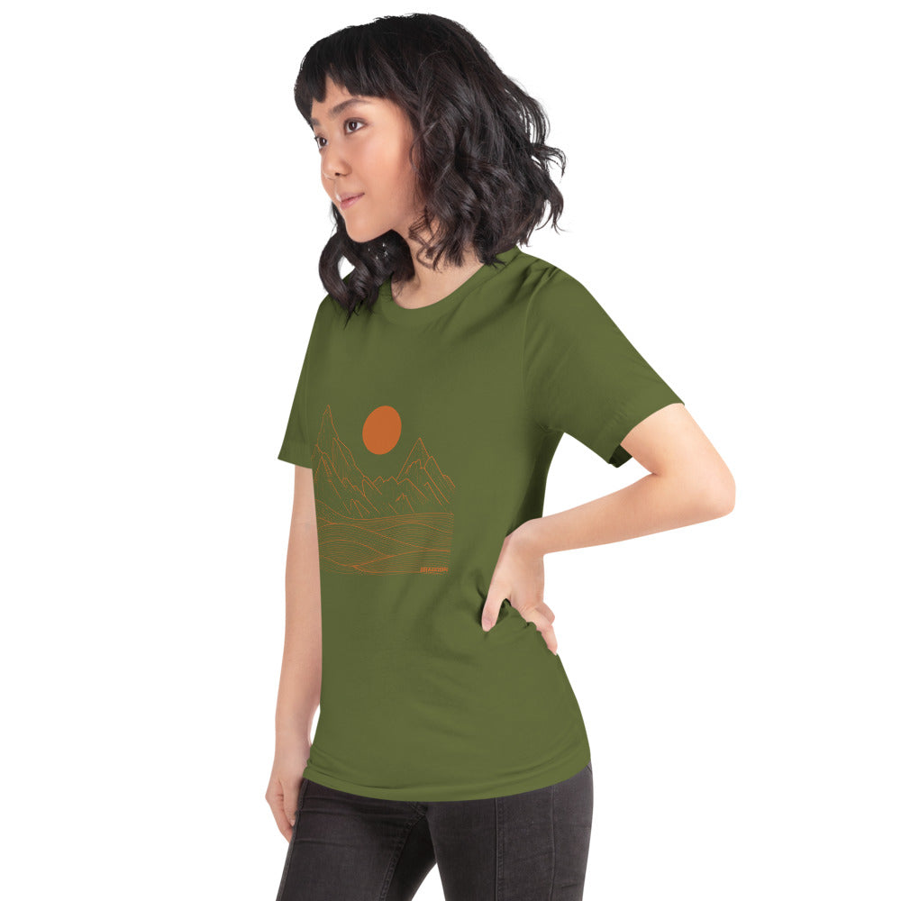 WOMENS GOLDEN MOUNTAINS GRAPHIC TEE